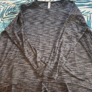 Lululemon top size 10